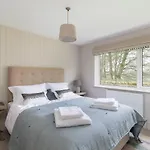 The View, Broxa - Luxury - Yorkshire Coast 山林小屋